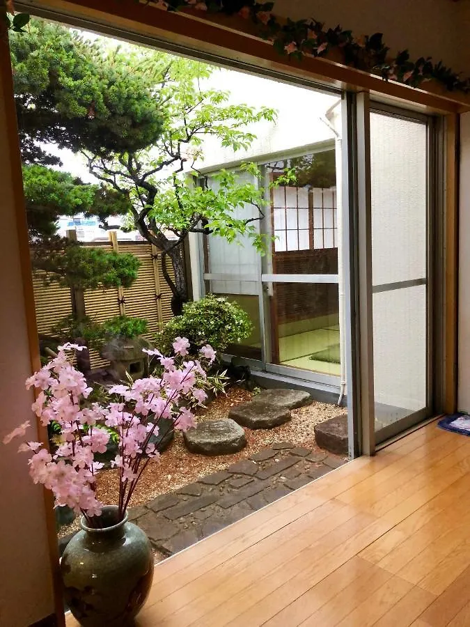 新宿•新大久保徒歩8分日本庭園の宿 Tokyo Apartment